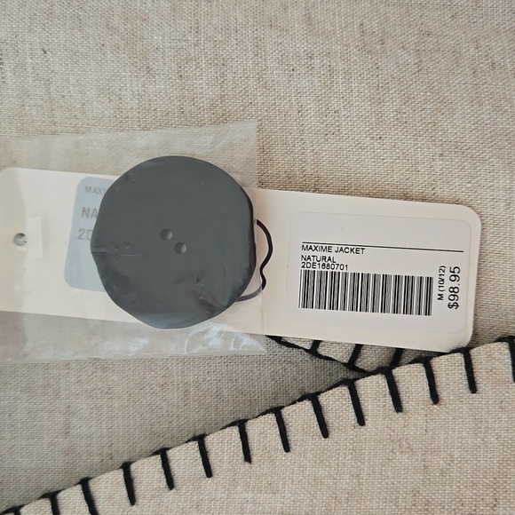 Overtop - Picture 5 of 6